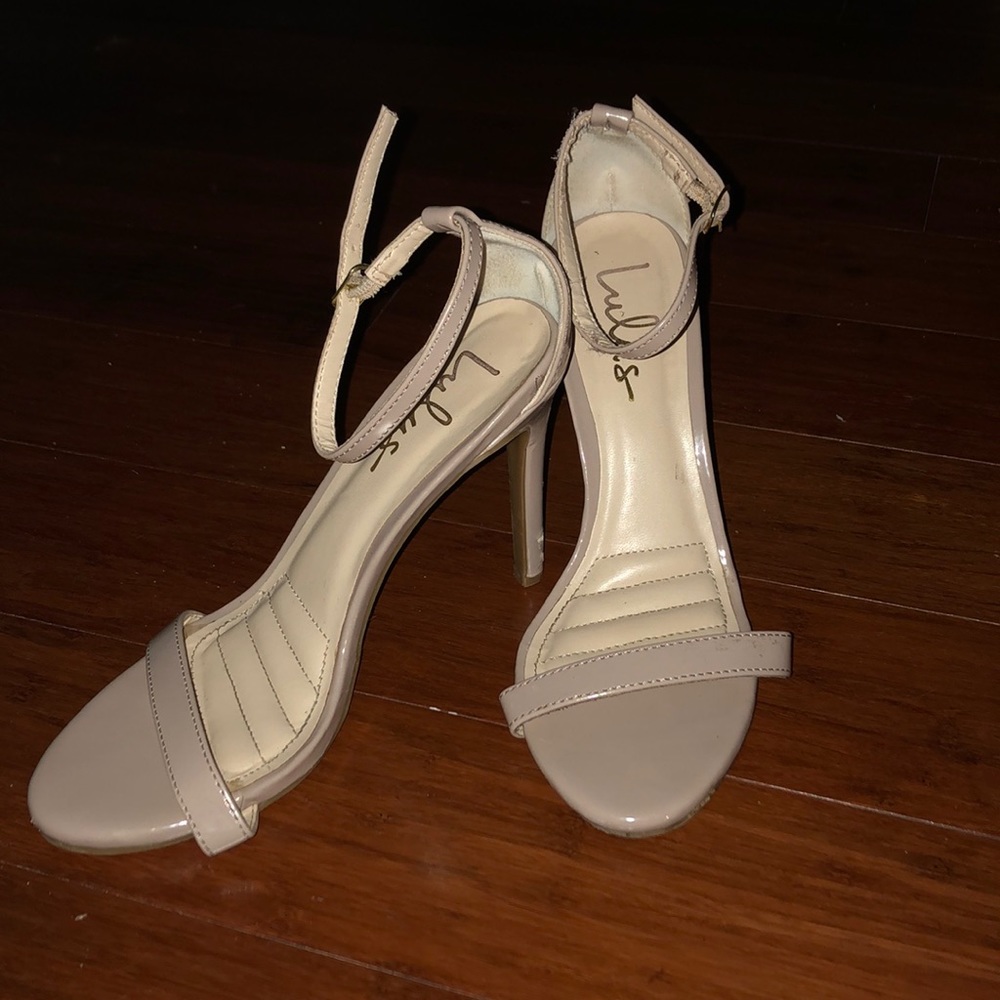 Lulus nude heels